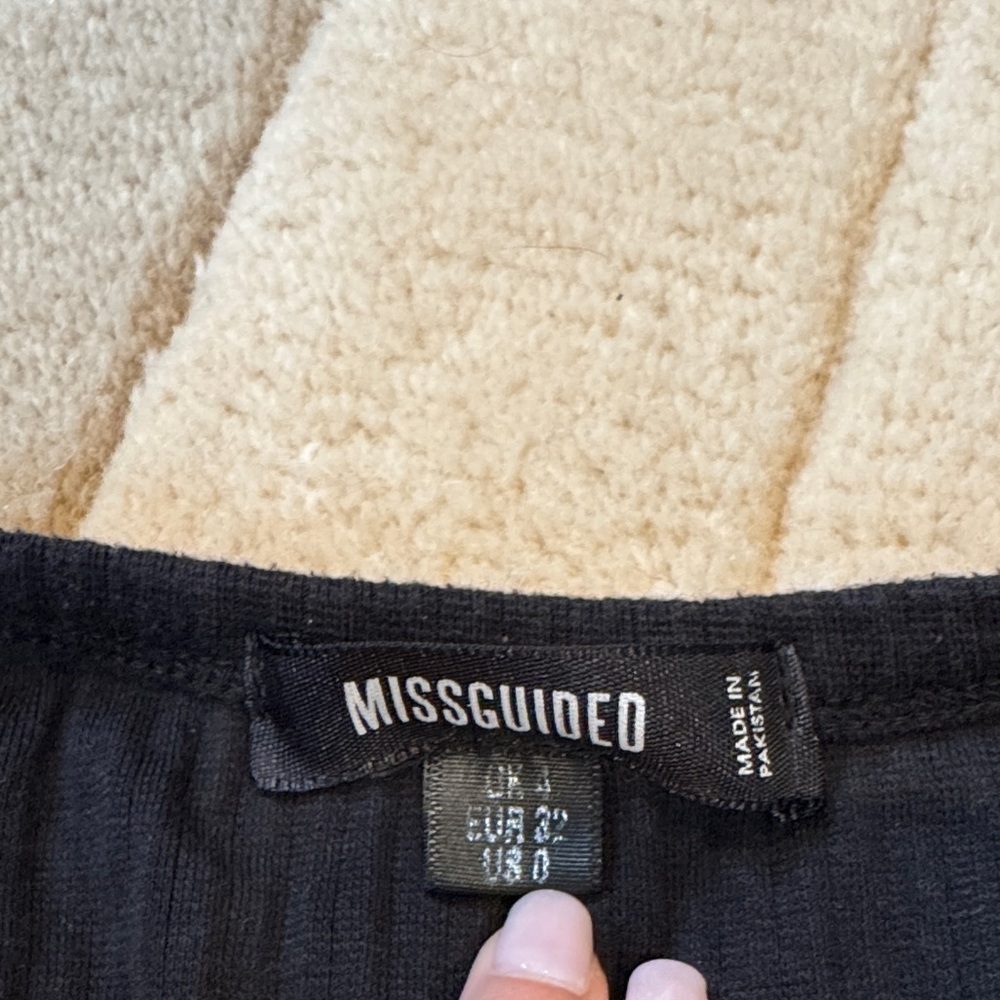Missguided + Black Ribbed Tank Top - Picture 2 of 3